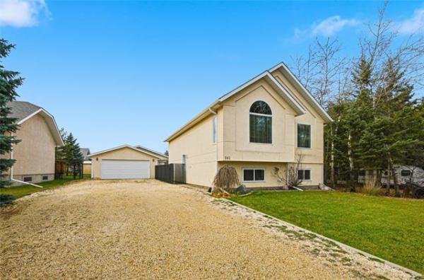 Home Photo - 342 THIRD S Street