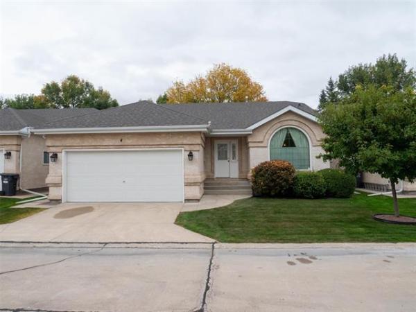 Home Photo - 4-134 Southbridge Drive