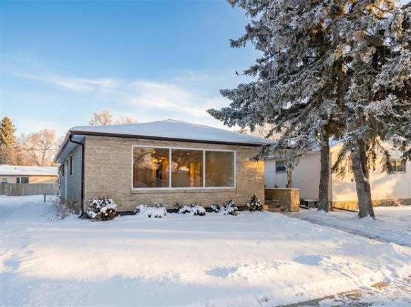 Home Photo - 50 Teakwood Avenue