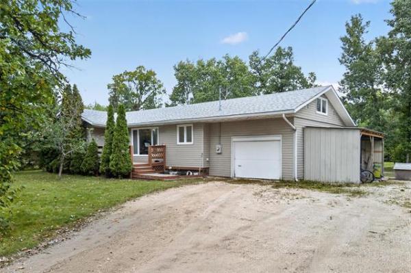 Home Photo - 44035 35N (Tetrault) Road