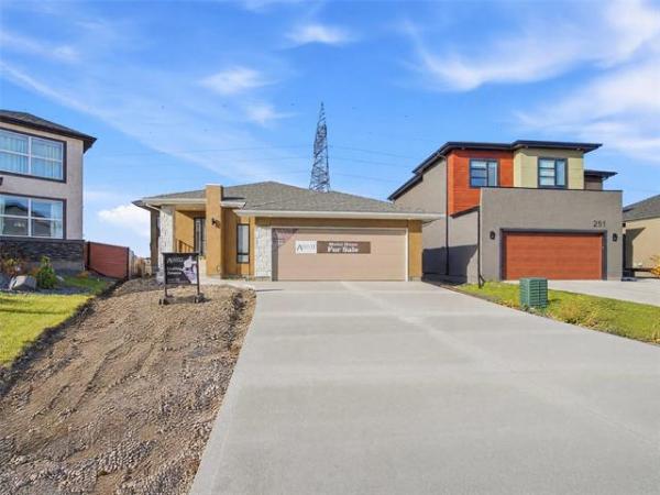 Home Photo - 255 Yellow Moon Crescent