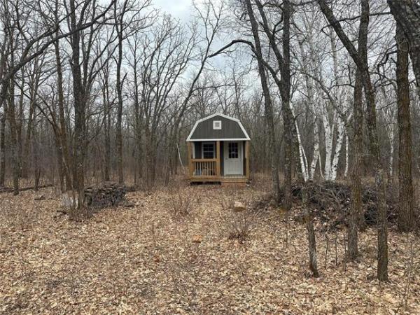 Home Photo - 0 39 Road