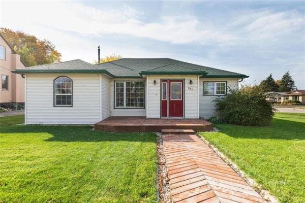 Home Photo - 207 Lucinda Street