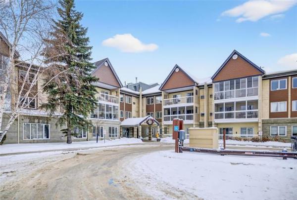 Home Photo - 109-3420 Grant Avenue