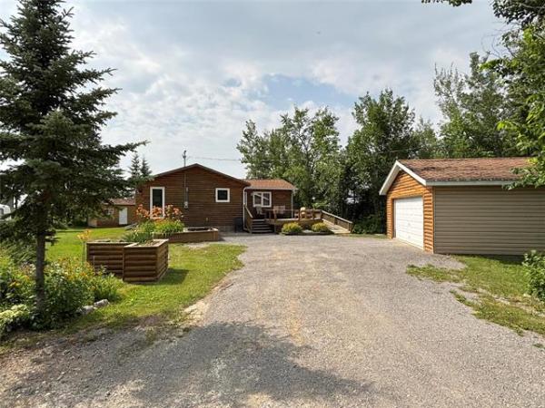 Home Photo - 100 Frontier Road