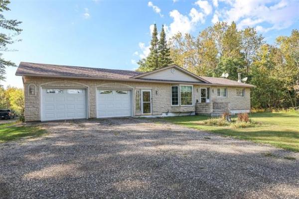 home photo - 67084 PINERIDGE RD 24E Road