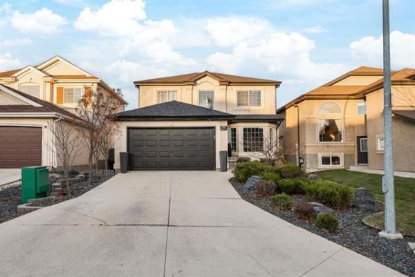 Home Photo - 150 Endcliffe Place