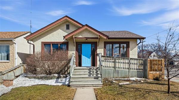 Home Photo - 947 Valour Road