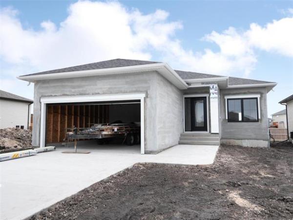 Home Photo - 33 Gleneagles Street