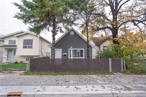 Home Photo - 1031 Selkirk Avenue