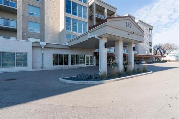 Home Photo - 407-139 Tuxedo Avenue