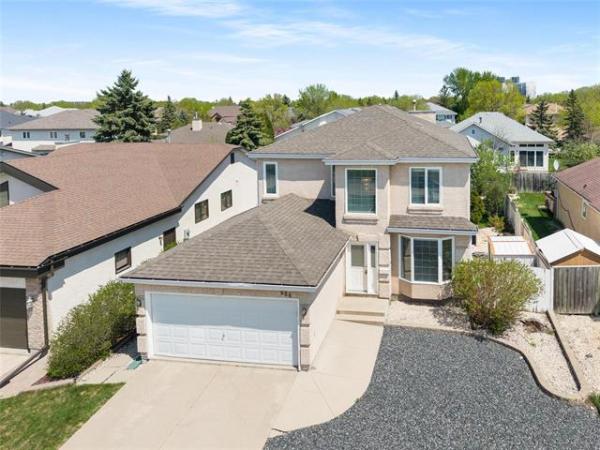 Home Photo - 664 Bairdmore Boulevard