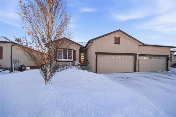 Home Photo - 5 Prairieview Cove