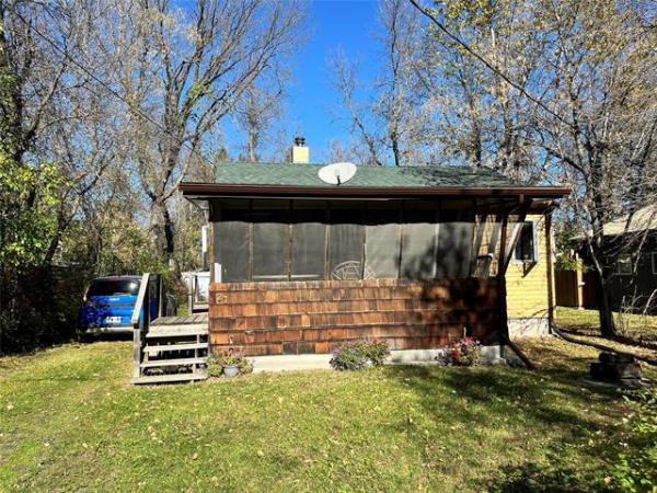 Home Photo - 27 8th Avenue