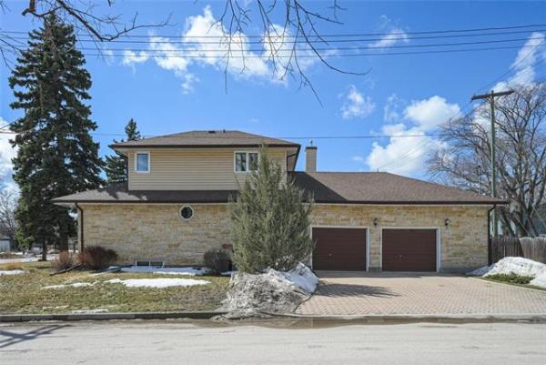 Home Photo - 919 Crescent Drive