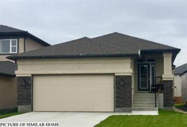 Home Photo - 131 YALETON Street