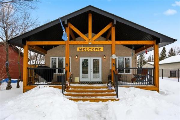 Home Photo - 521 EPSILON Avenue