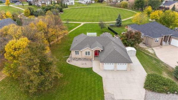 Home Photo - 18 KINGSCREST Drive