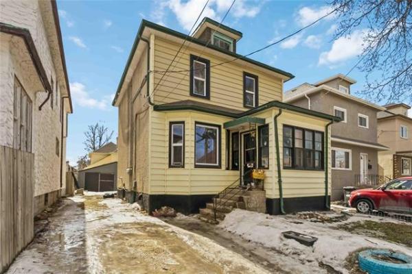 Home Photo - 396 Aberdeen Avenue