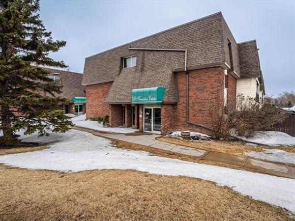 Home Photo - 109-750 Kenaston Boulevard