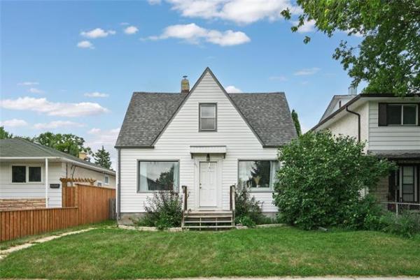 Home Photo - 371 McKay Avenue