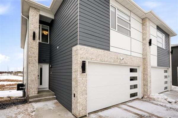 Home Photo - 143 Grey Heron Drive