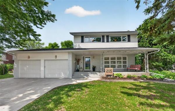 Home Photo - 205 Athlone Drive