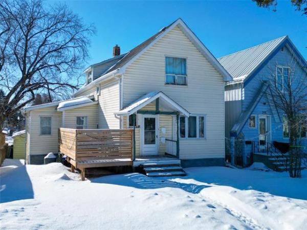 Home Photo - 252 Kitson Street