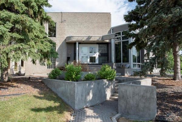 Home Photo - 1 Dunbar Crescent