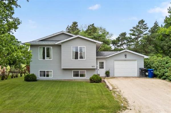 Home Photo - 105 Church Avenue