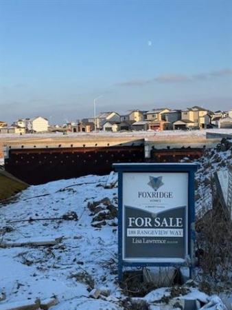 Home Photo - 188 Rangeview Way