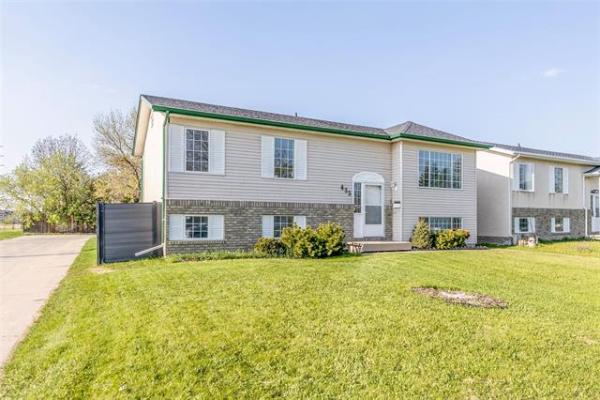 Home Photo - 435 Kirkbridge Drive