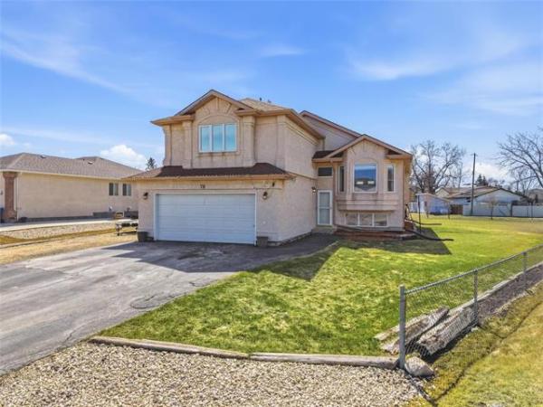 Home Photo - 78 RIVER Grove