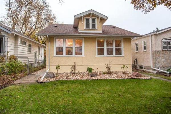 Home Photo - 215 Kitson Street