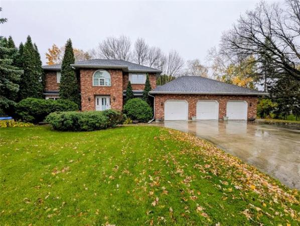 Home Photo - 100 BURR OAK Bay