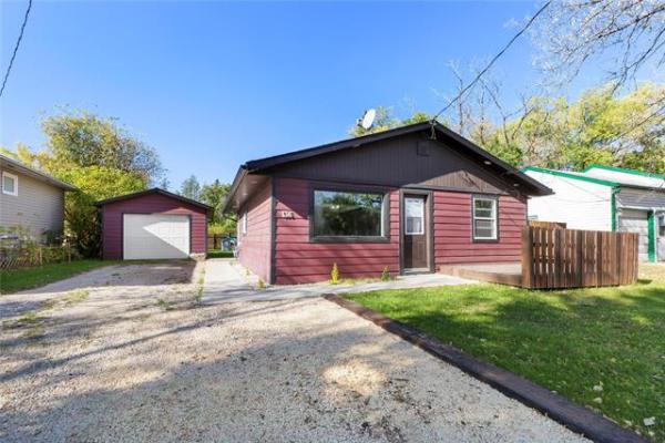 Home Photo - 136 MAPLEWOOD Street