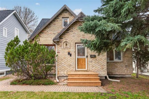 Home Photo - 91 Braemar Avenue