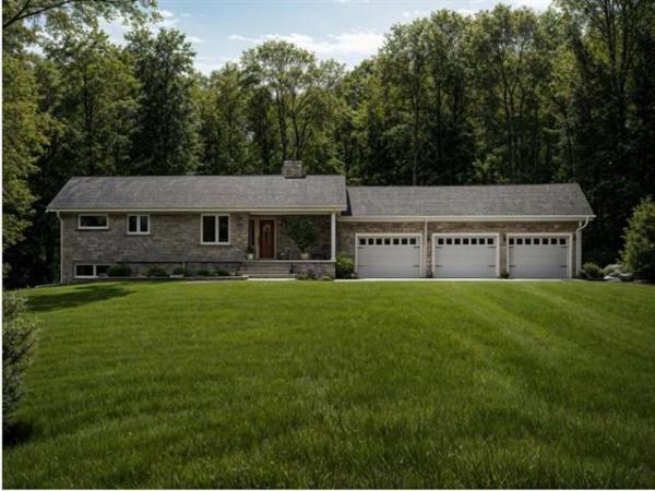 Home Photo - 1-33132 39E (Kokomo) Road