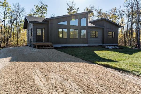 Home Photo - 51 Everwood Crescent