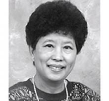 HELEN YEE-TSING LEE  Obituary pic
