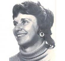 MAVIS CAVELL  Obituary pic