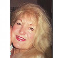 DOREEN MACNAUGHTON (THORNTON, CARRY) Obituary pic