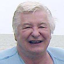 EDMUND HORST KUHR  Obituary pic