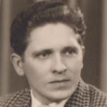 REINHARD TISCHER  Obituary pic