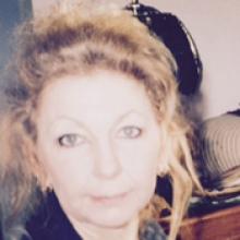 DARLEEN DANIELS  Obituary pic