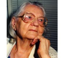 CARRIE WOYTOWICH  Obituary pic