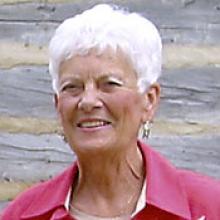 LAURINE DARRACOTT  Obituary pic
