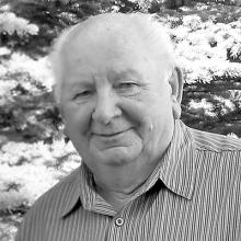 GERHARD OWZAREK Obituary pic