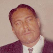 EARL DAVIS  Obituary pic