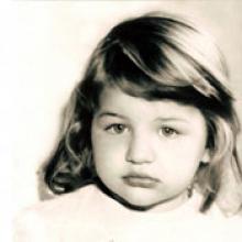 NINA (HARIKLIA) SAGRIOTIS  Obituary pic